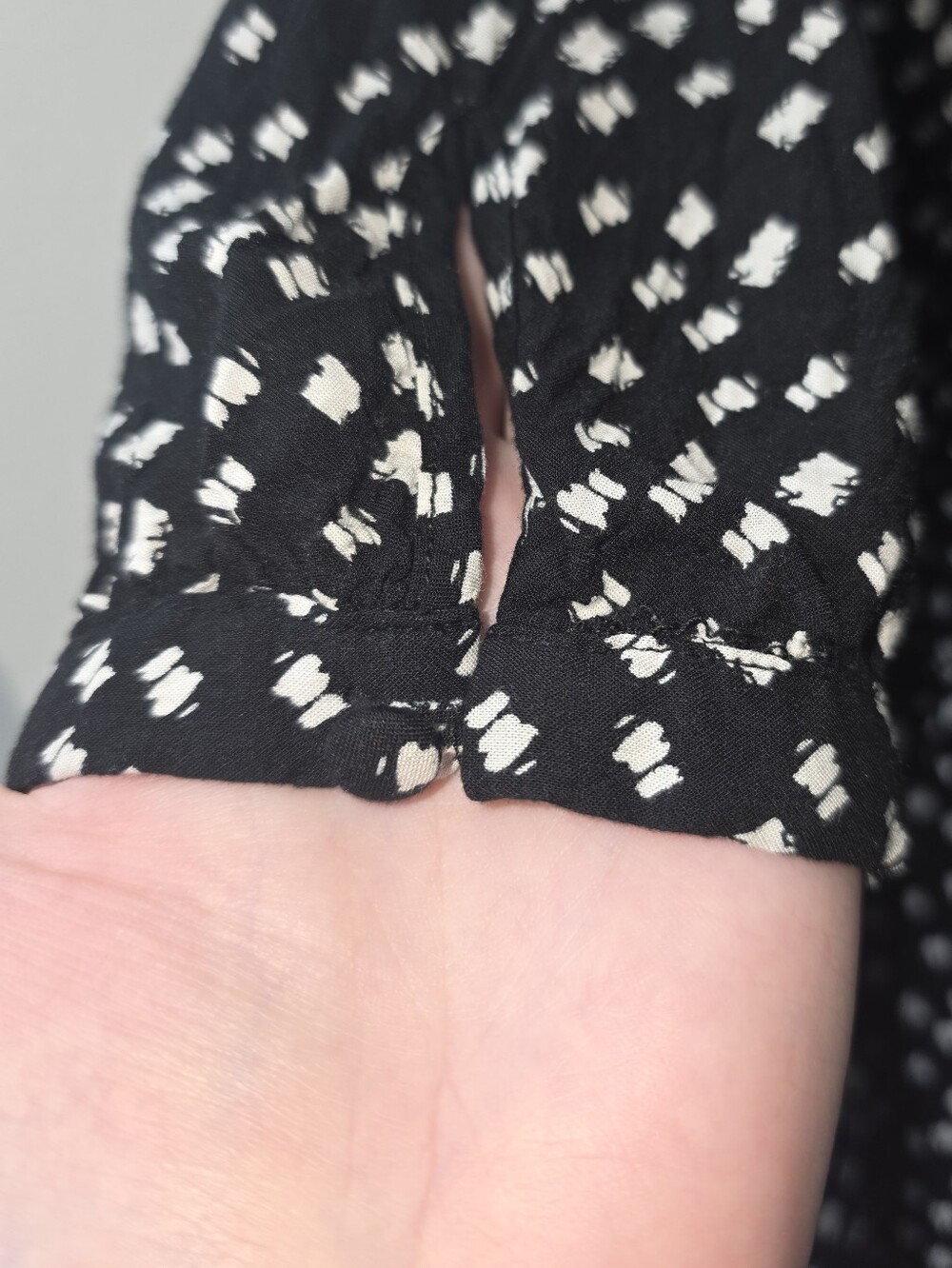 Maeve By Anthropologie Black And White Polka Dot Button Front Swing Blouse Small - Picture 3 of 7